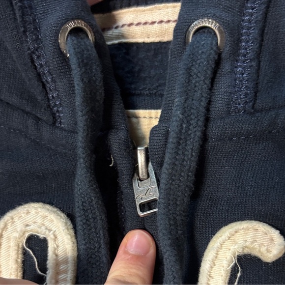 Vintage Y2K Hollister hoodie - Picture 7 of 7